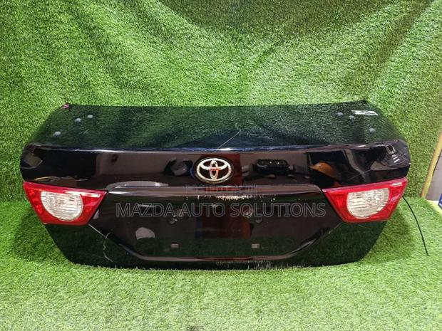 Toyota Mark X GRX 130 Boot