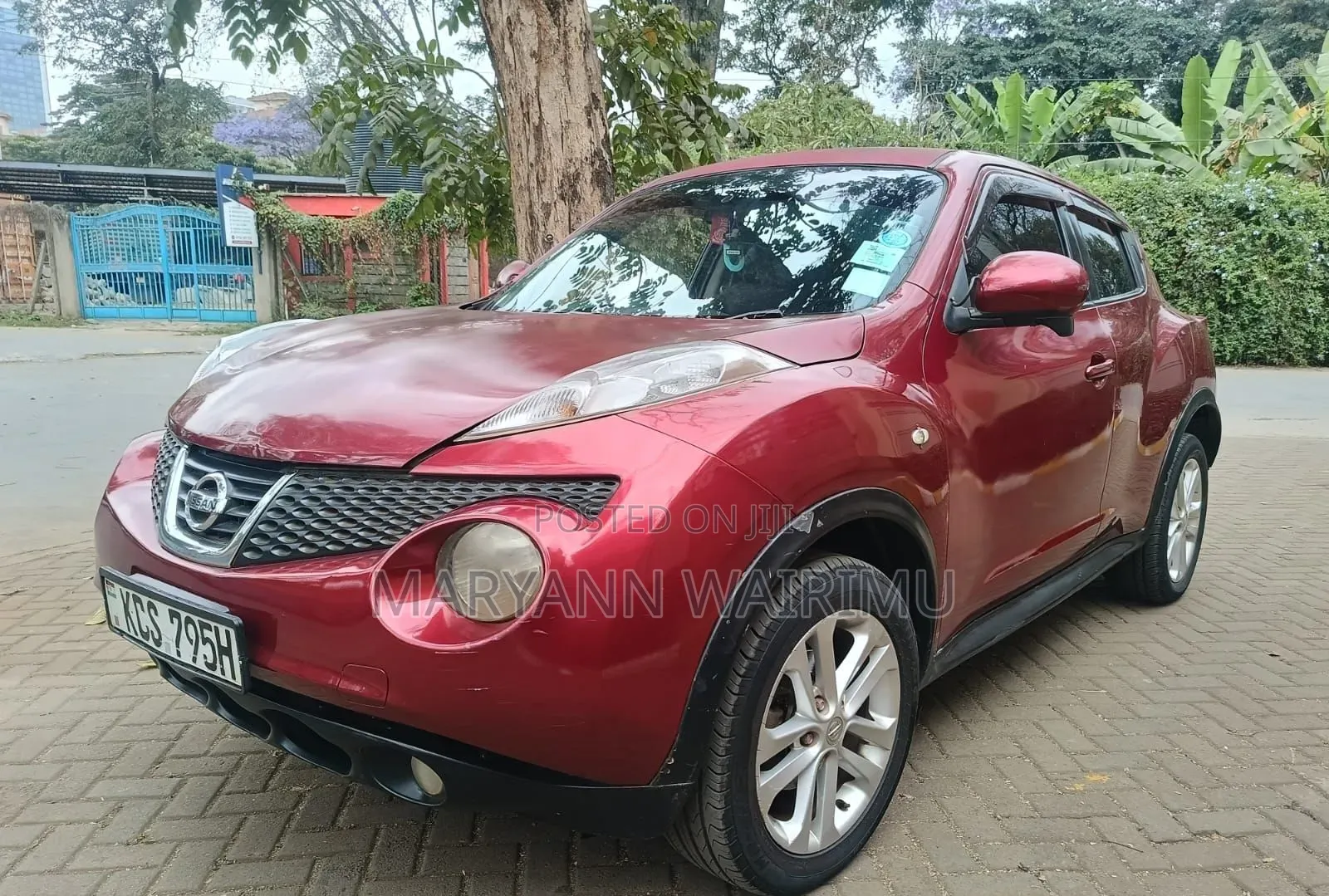 Nissan Juke 2011 Red