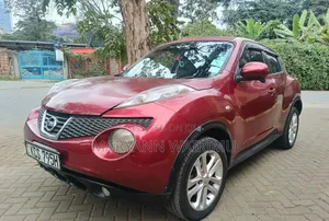 Nissan Juke 2011 Red