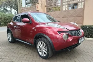 Nissan Juke 2011 Red