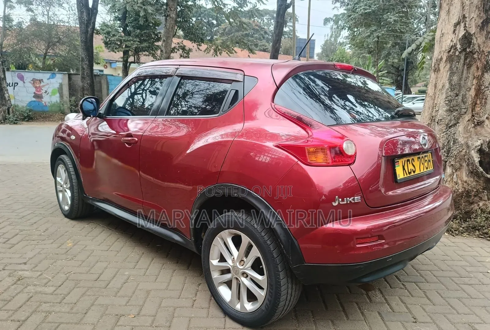 Nissan Juke 2011 Red