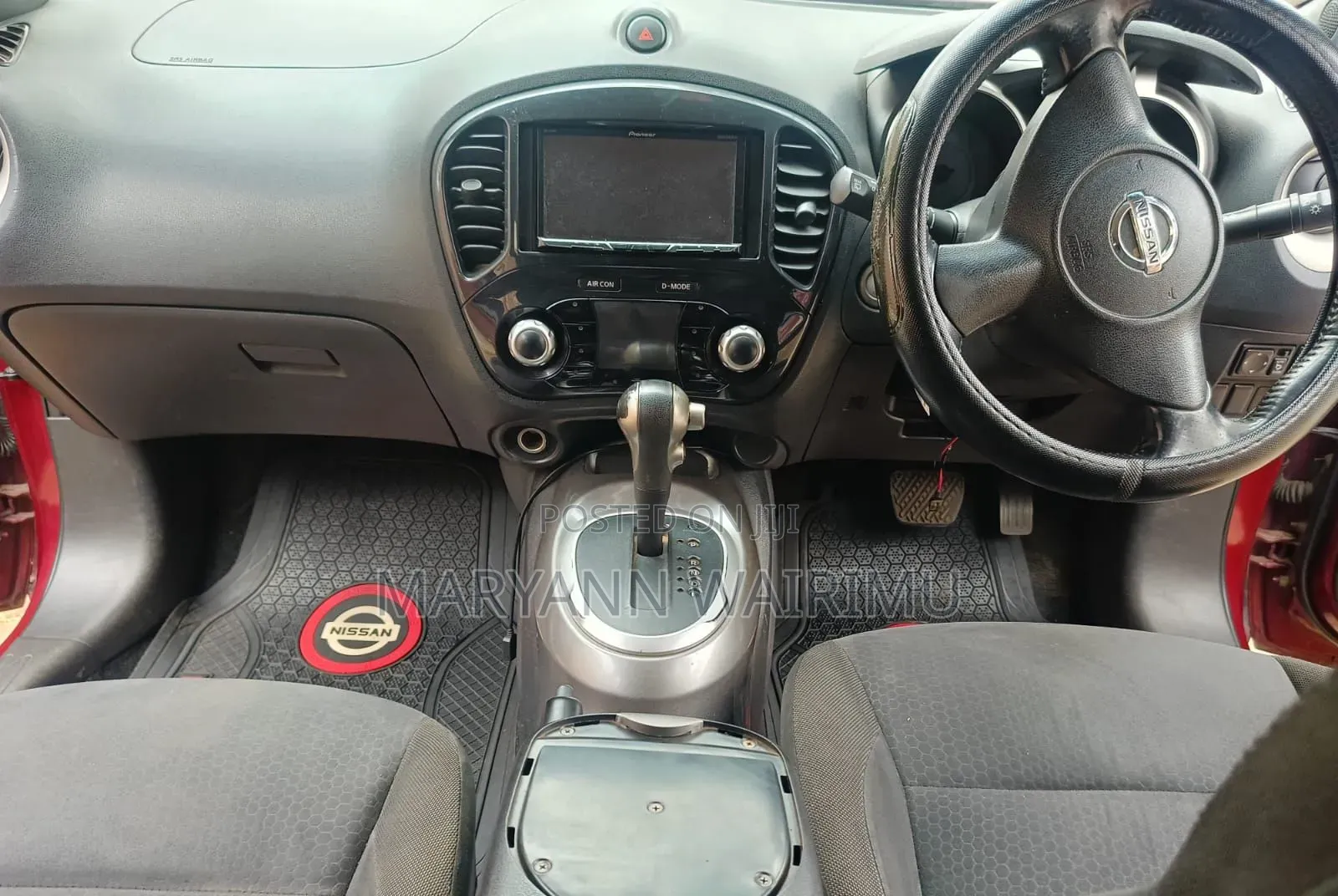 Nissan Juke 2011 Red