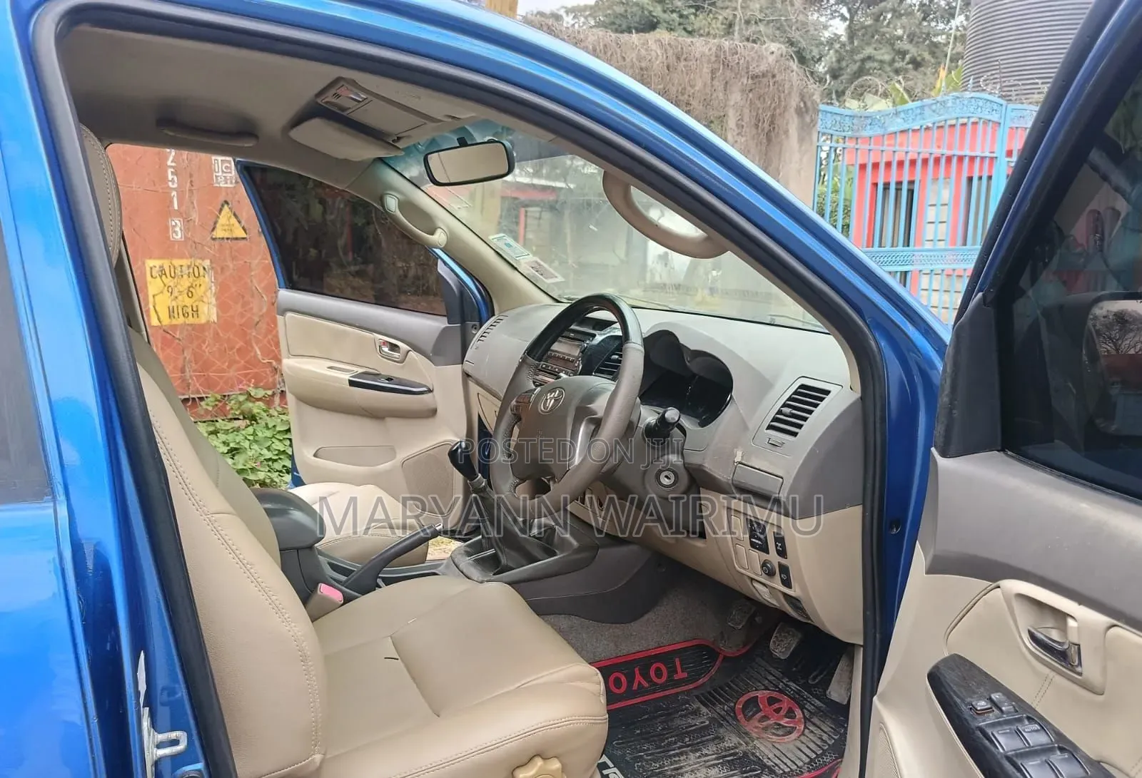 Toyota Fortuner 3.0 D RWD 2012 Blue