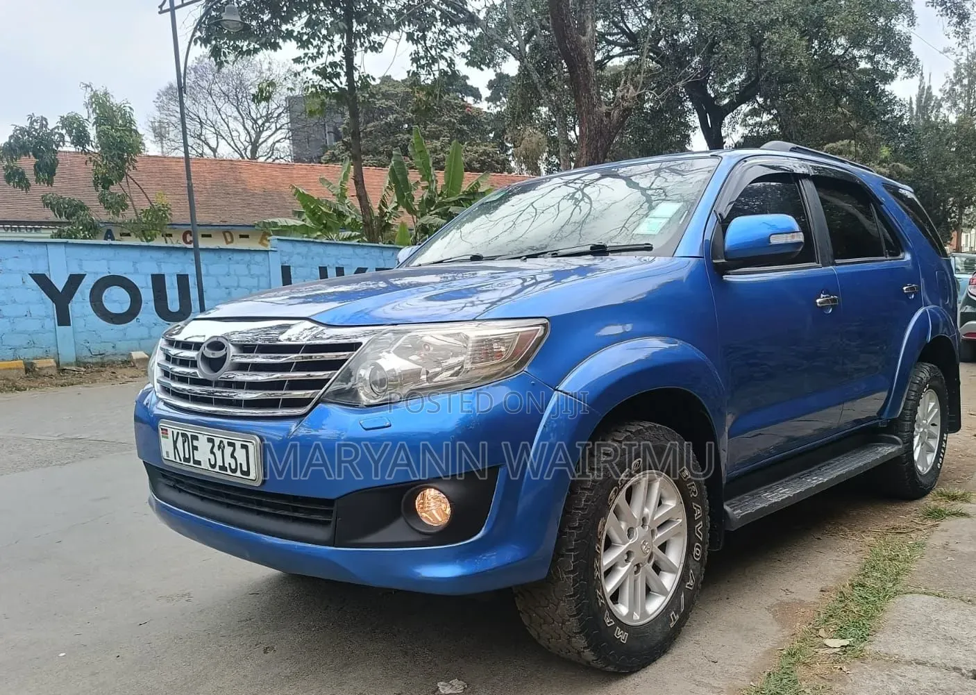 Toyota Fortuner 3.0 D RWD 2012 Blue