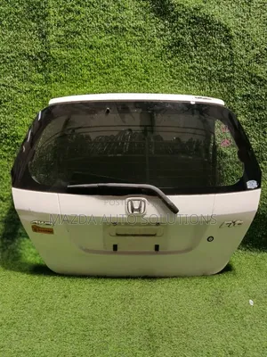 Honda Fit Boot 2002 - 2006