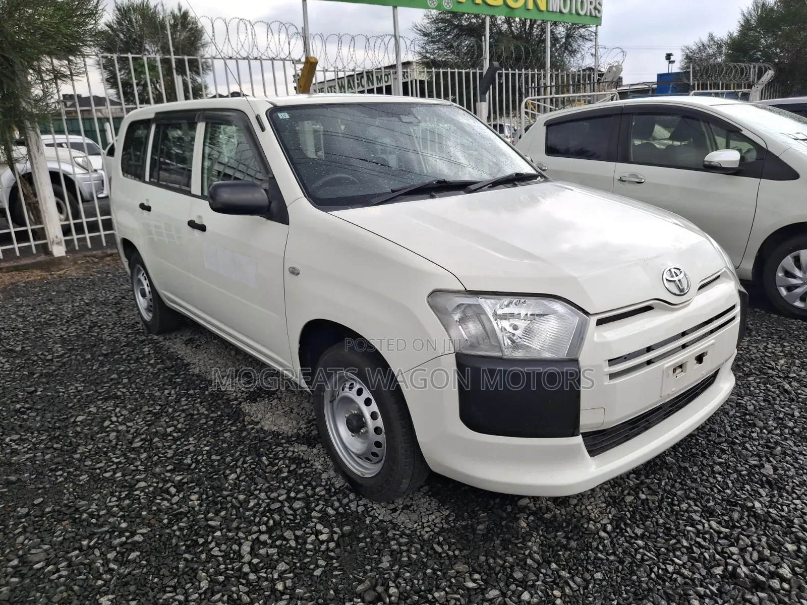 Toyota Succeed 2019 White