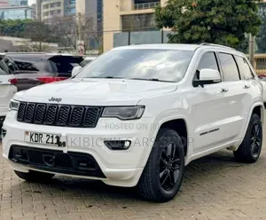 Jeep Cherokee Latitude 4x4 2018 White