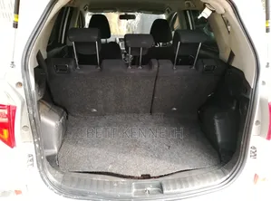 Toyota Ractis 1.5 AWD 2010 White