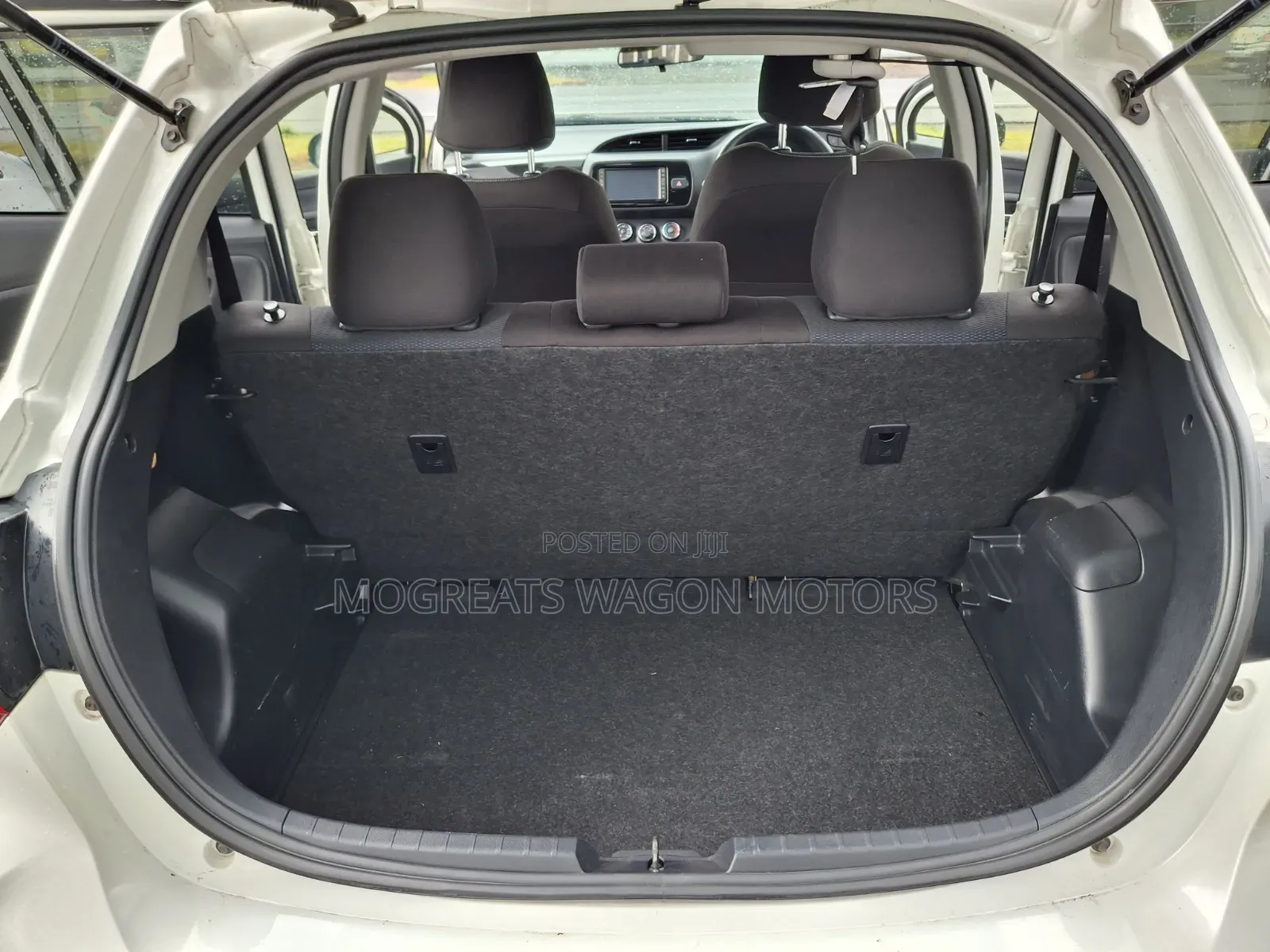 Toyota Vitz 2019 White