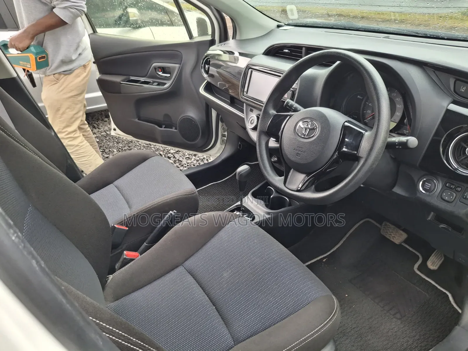 Toyota Vitz 2019 White