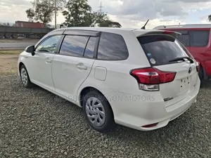 Toyota Corolla Fielder 2019 White