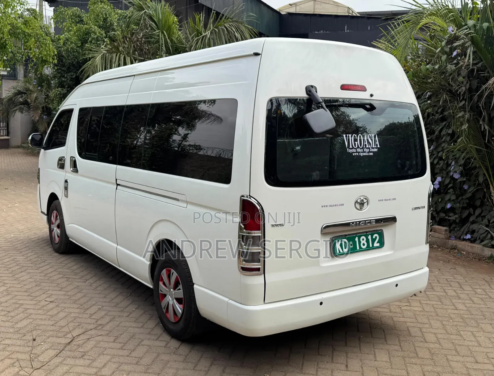 Toyota HiAce 2019 White