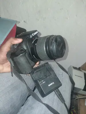 Slightly Used Canon 4000d Camera With Kit Lense and Battey