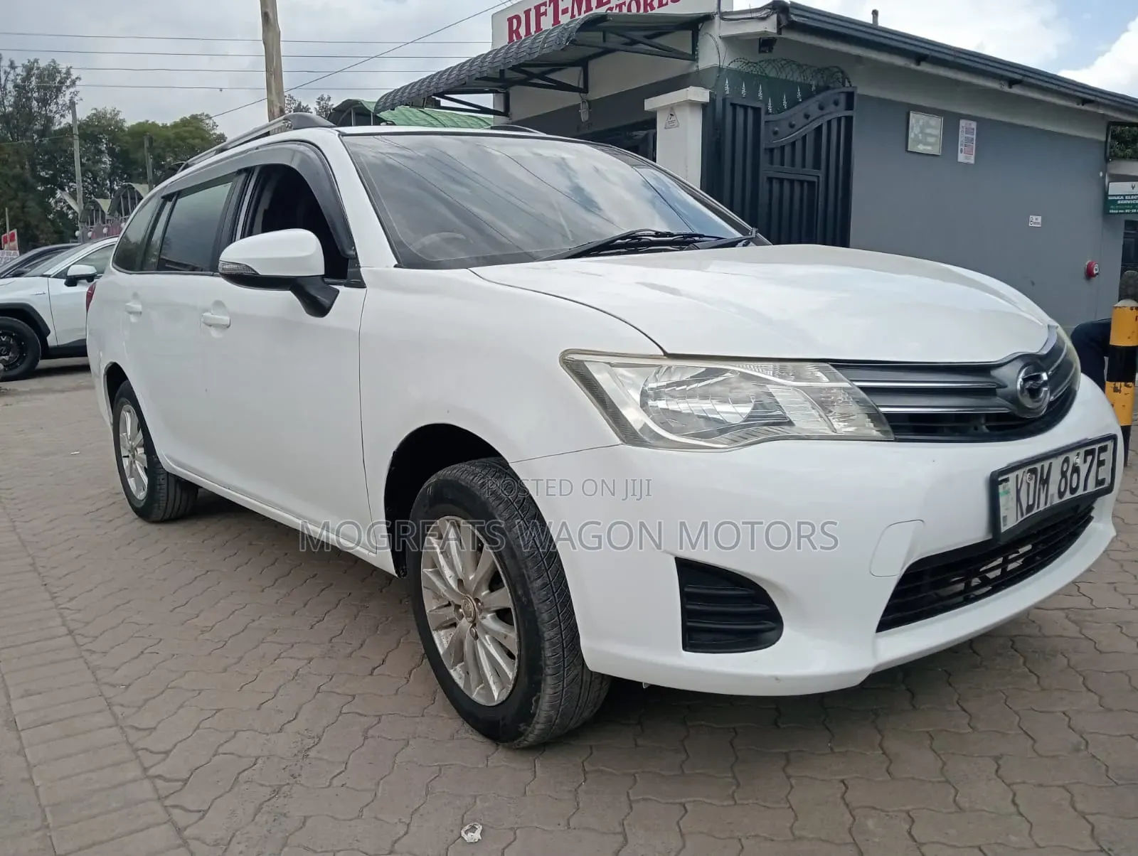 Toyota Corolla Fielder 2015 White