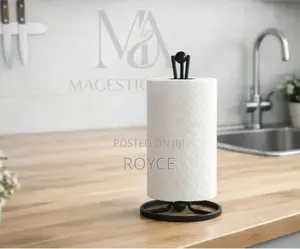 Vertical Iron Paper Towel Holder