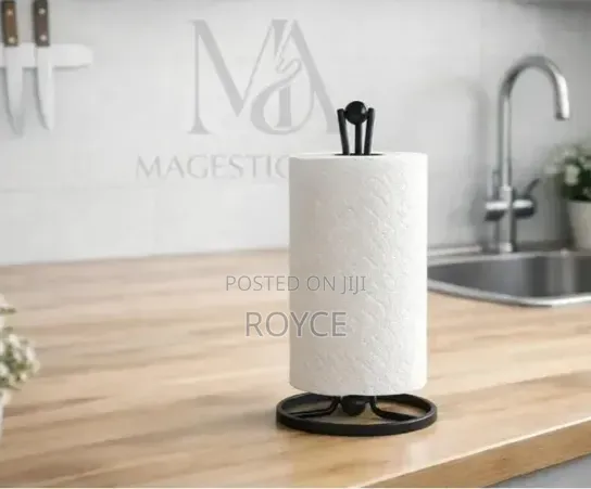Vertical Iron Paper Towel Holder