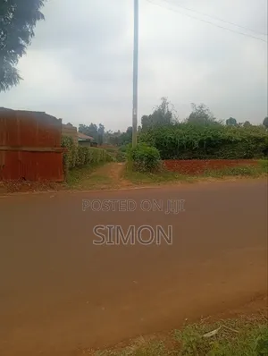 50x100 Plot Touching Tarmac at Kahuho at KSH 3.5M
