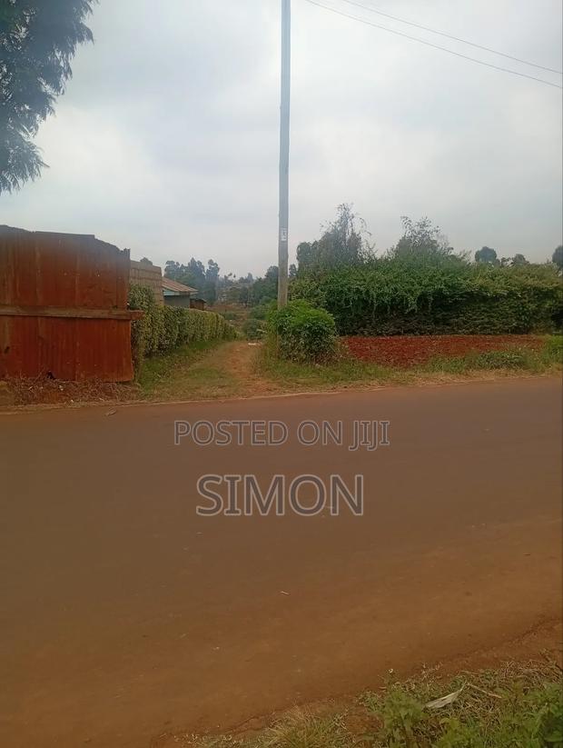 50x100 Plot Touching Tarmac at Kahuho at KSH 3.5M