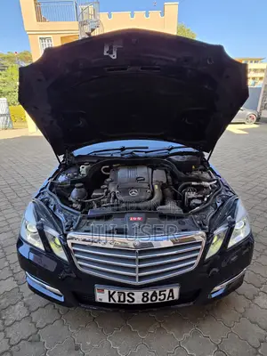 Mercedes-Benz E250 2012 Blue