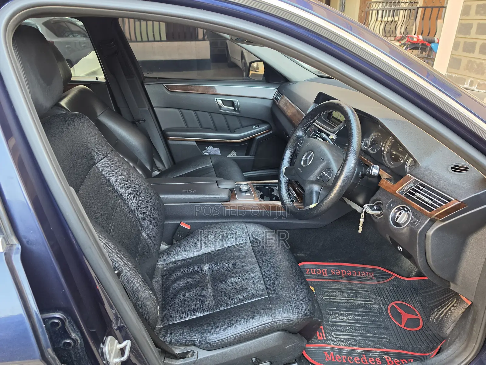 Mercedes-Benz E250 2012 Blue