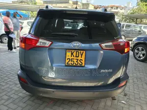 Toyota RAV4 2013 Blue