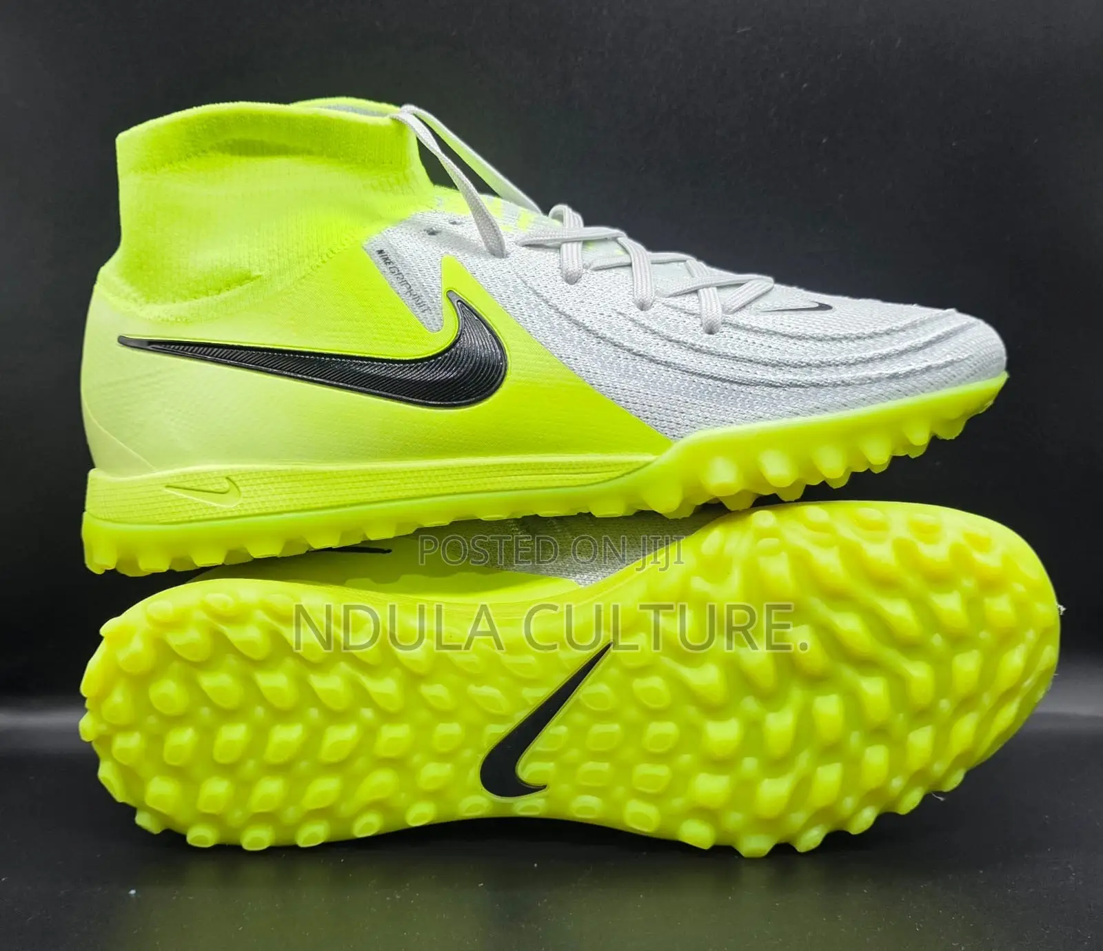 Nike Phantom Luna Academy Turf High Top Trainers