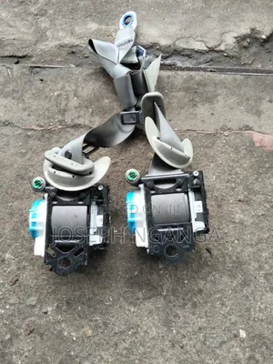 Fielder 2015 Model Seatbelts