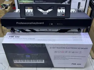 PSR-493 Portable 61-Key Church Studio Piano+ Stand