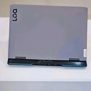 Laptop Lenovo LOQ 15IRH8 24GB Intel Core i7 SSD 512GB