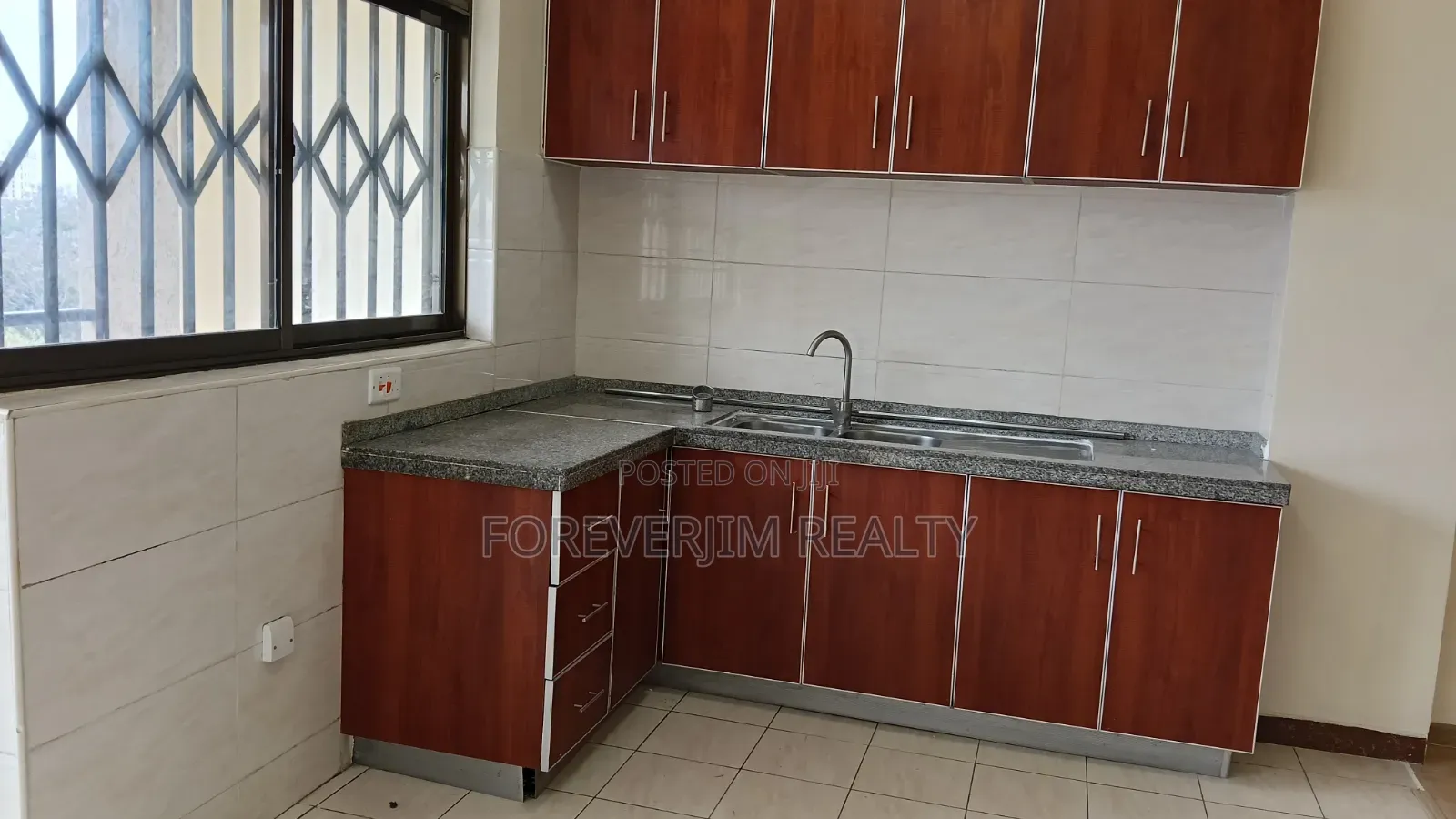 3bdrm Apartment in Dennis Pritt Road, Hurlingham for rent