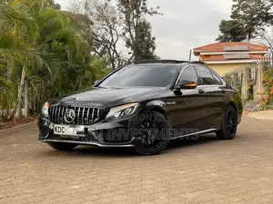 Mercedes-Benz C200 2014 Black