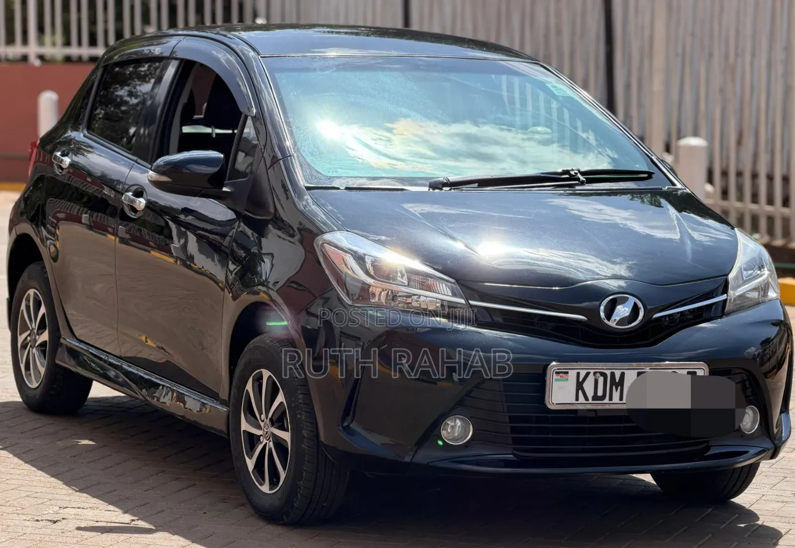 Toyota Vitz 2013 Black