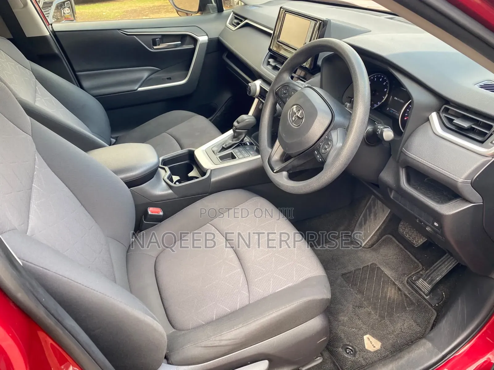 Toyota RAV4 2019 Maroon
