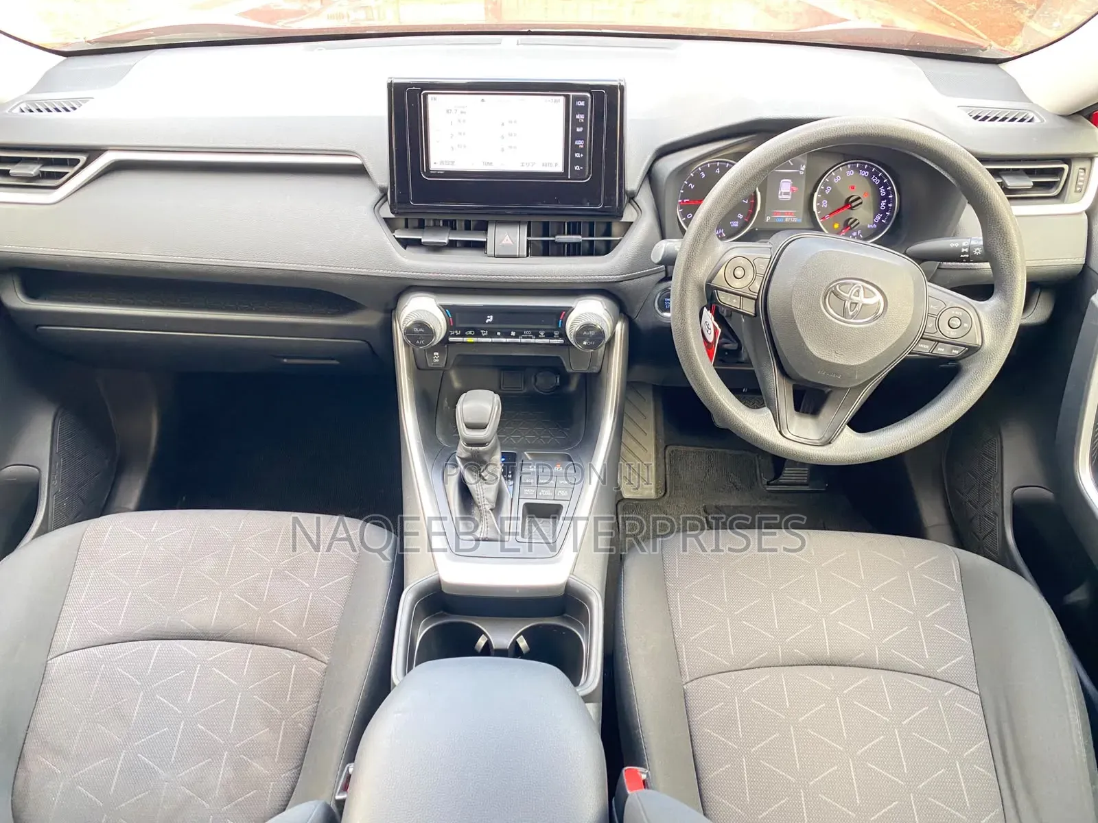 Toyota RAV4 2019 Maroon