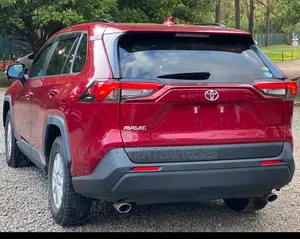 Toyota RAV4 2019 Maroon