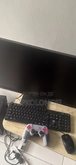 Desktop Computer HP Pavilion Gaming Desktop 256GB Intel Core i5 SSD 1T