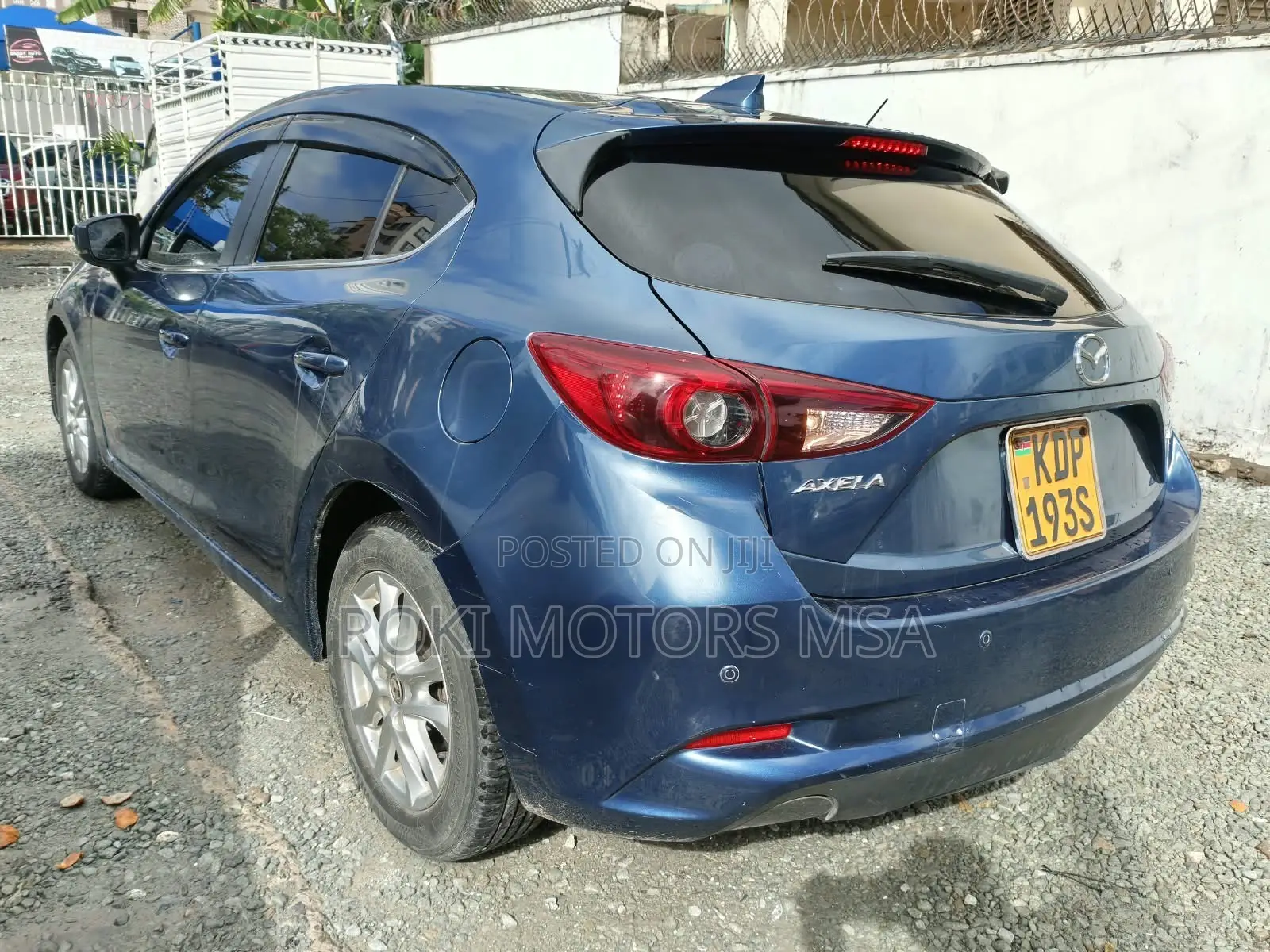 Mazda Axela 2015 Blue
