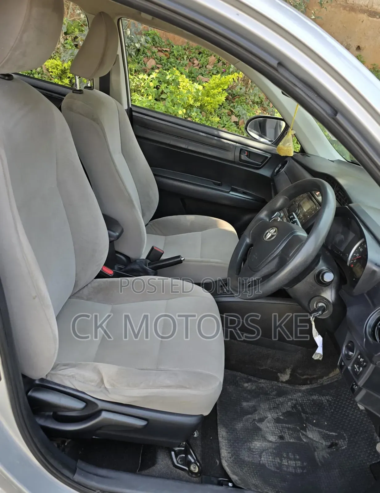 Toyota Axio 1.5 X 2WD 2015 Silver