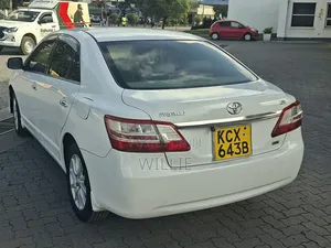 Toyota Premio 2013 White