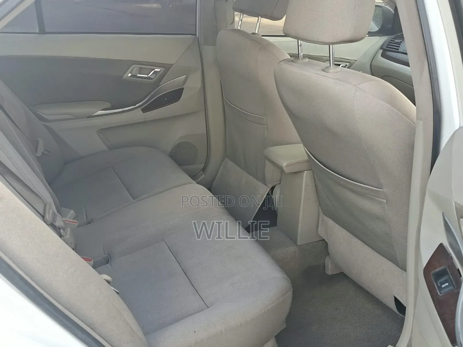 Toyota Premio 2013 White