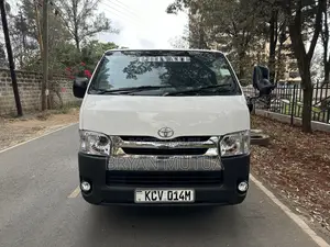 Toyota HiAce 2012 White