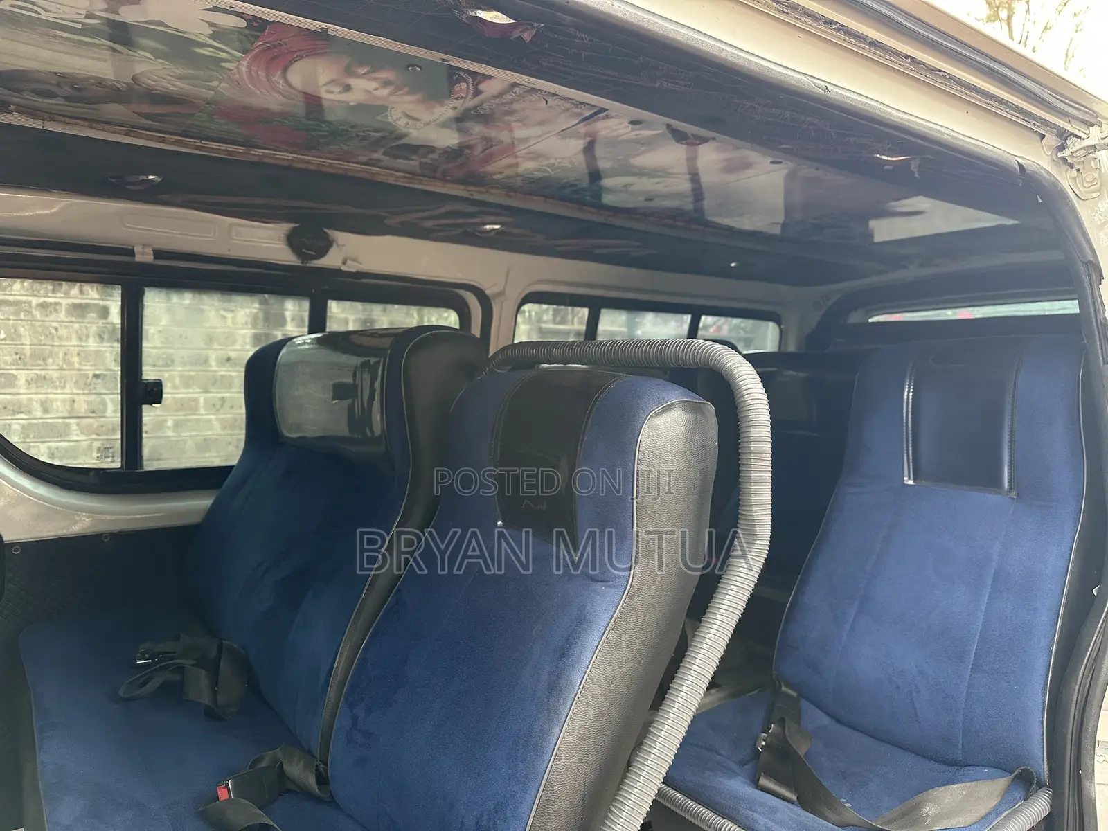 Toyota HiAce 2012 White