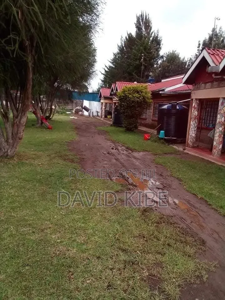 3bdrm Block of Flats in Umoja, Egerton Area for sale