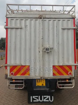 Isuzu NPR66