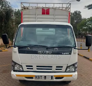 Isuzu NPR66