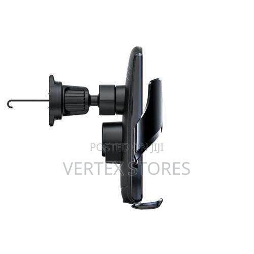 Havit Car Wireless Charger and Phone Holder-W3034 - thumbnail 2