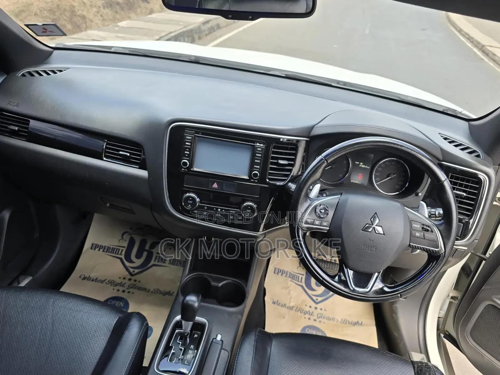 Mitsubishi Outlander 2016 White