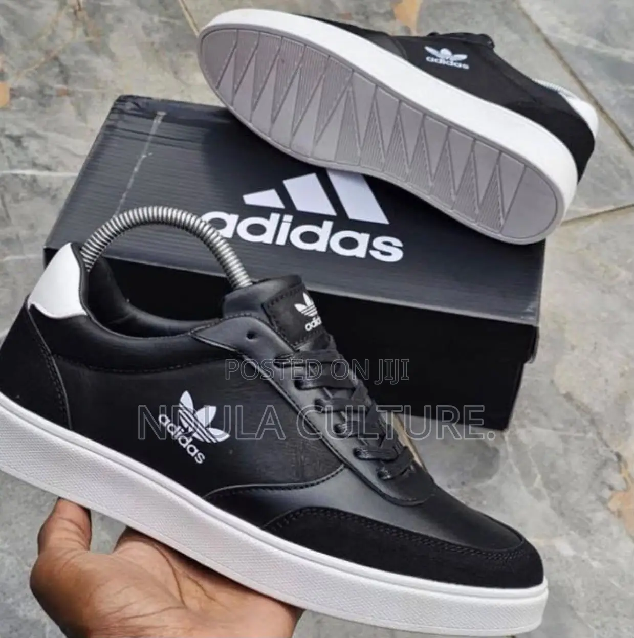 Adidas Casual Sneakers