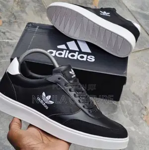 Adidas Casual Sneakers