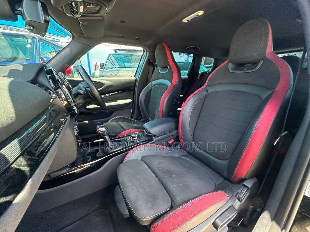 Mini Clubman Cooper ALL4 2019 Black